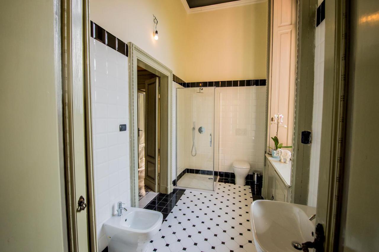 Villa Confalonieri Mandello del Lario Habitación foto