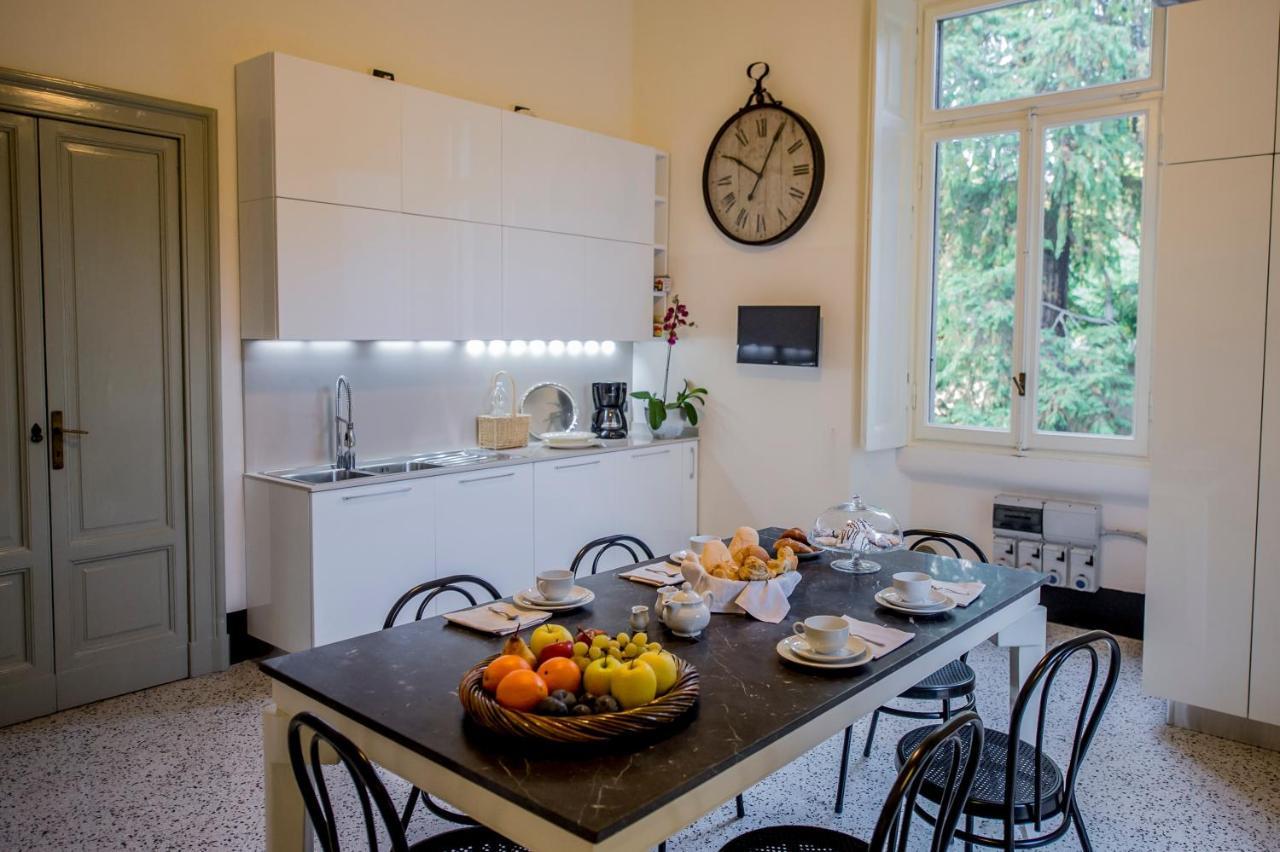 Villa Confalonieri Mandello del Lario Habitación foto